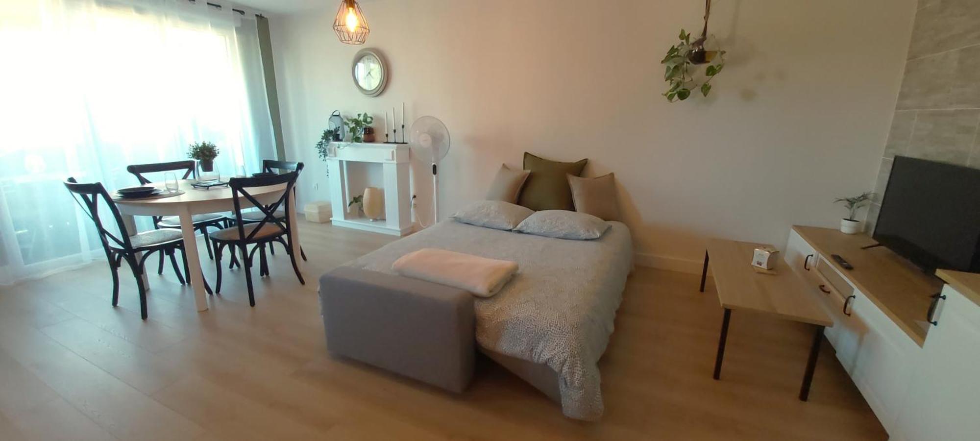 La Campagne Romantique - Avec Entree Autonome, Clim Neuve, Parking Prive & Sa Piscine ! - Saint-Sulpice  외부 사진